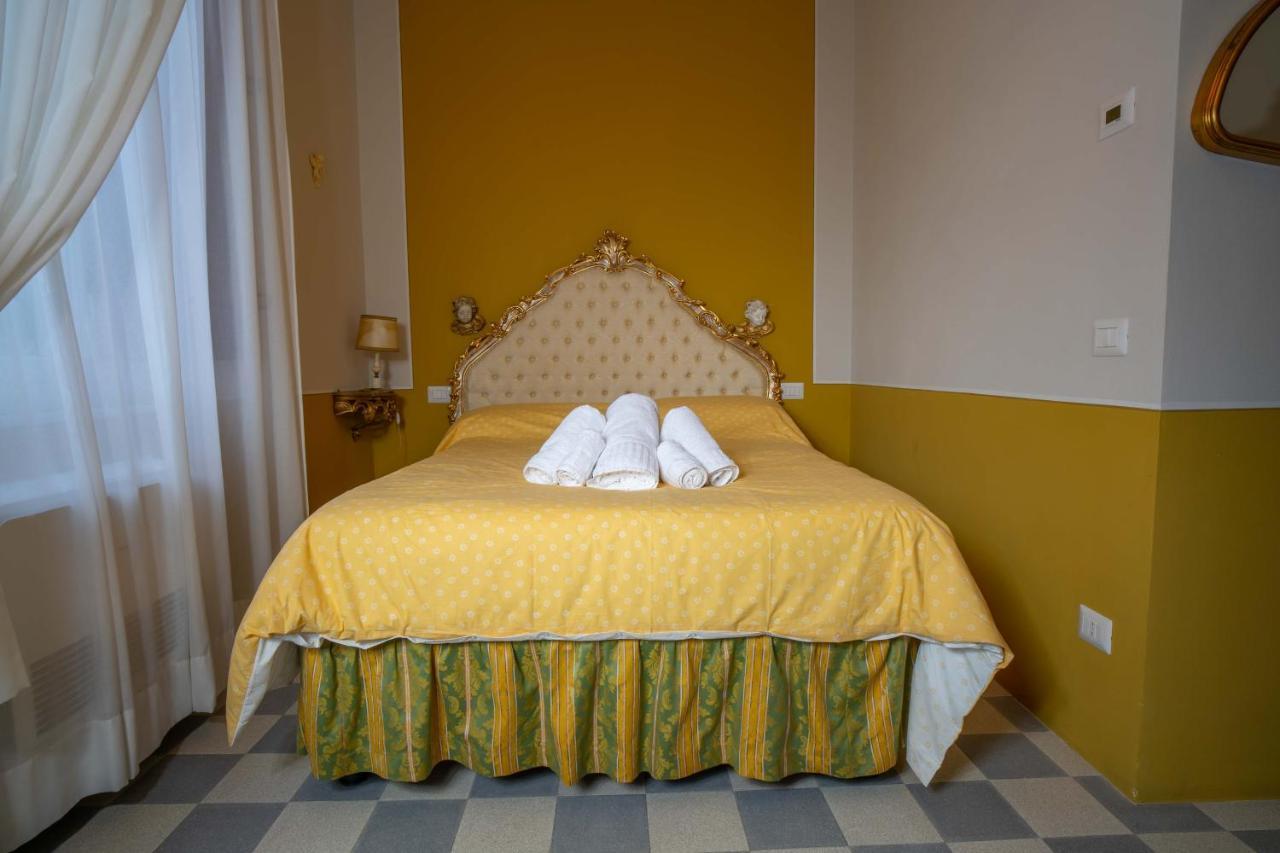 Il Buen Retiro Hotel Lucca Bagian luar foto
