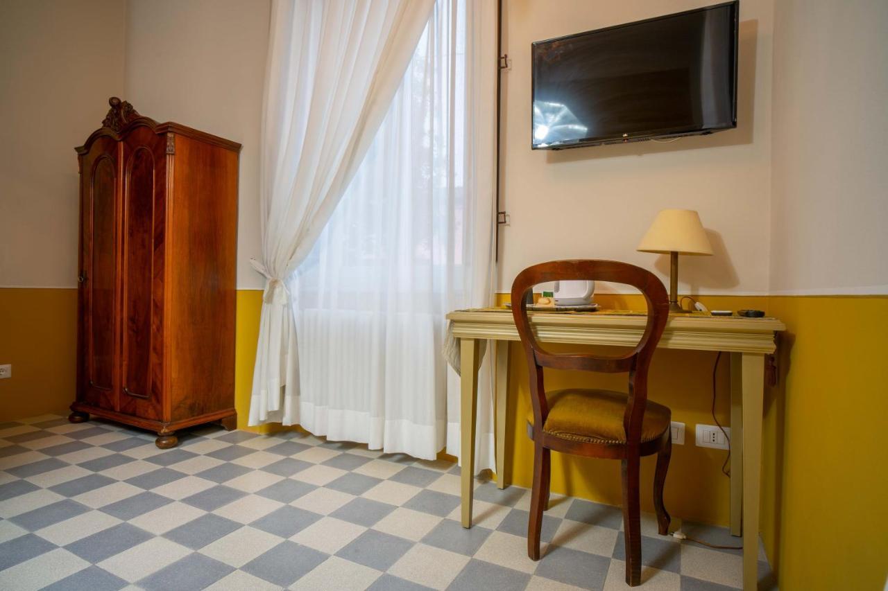 Il Buen Retiro Hotel Lucca Bagian luar foto